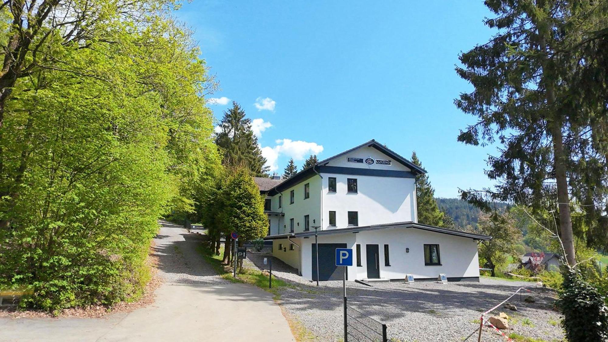 Gaestehotel Lucendi Premium Lounge Hohenleimbach ภายนอก รูปภาพ
